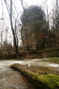 sass da cagn Sass da la Prea